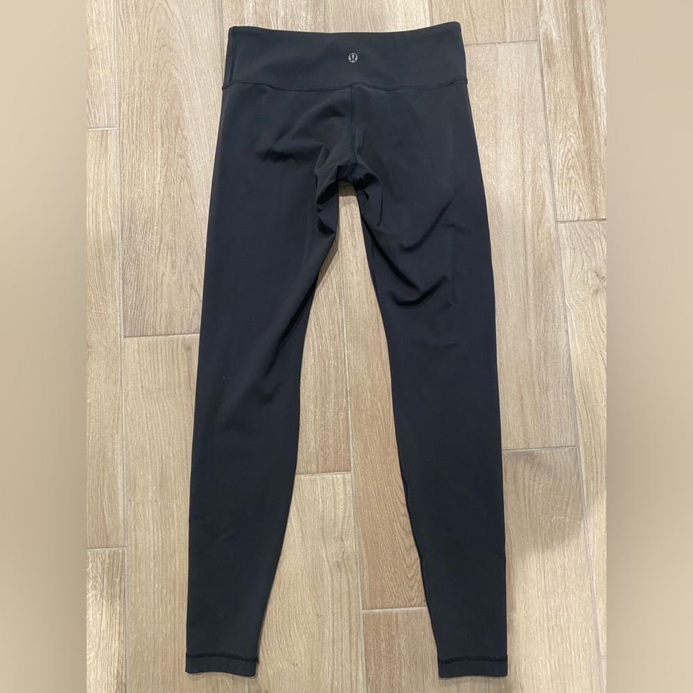 6 pairs of leggings (4 Lululemon, 1 Alo, 1 Gymshark) - sold together - Picture 4 of 16